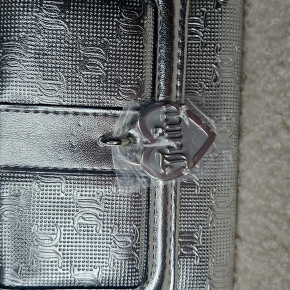 NWT Juicy Couture trifold silver - Picture 8 of 11